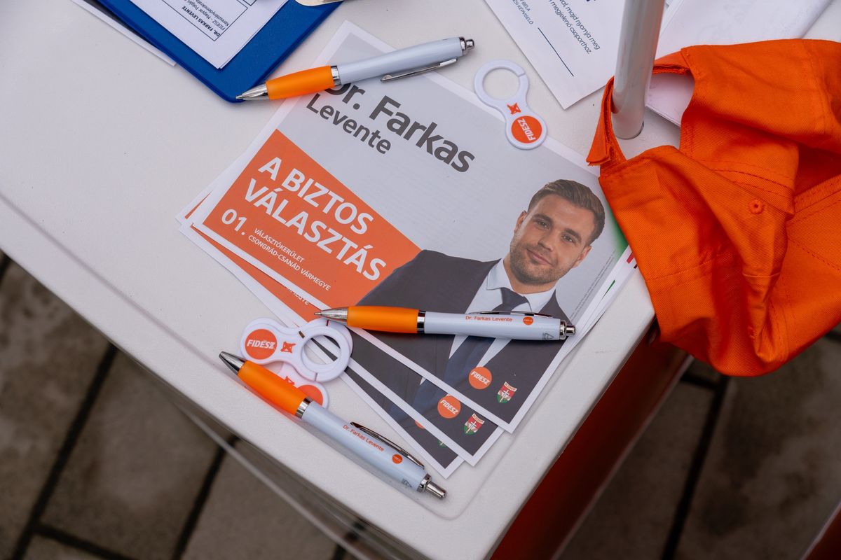 Farkas Levente: Ilyen a Tiszás szeretetország, mi ebből nem kérünk. Fidesz, a biztos választás. (Fotó: B I B Production)