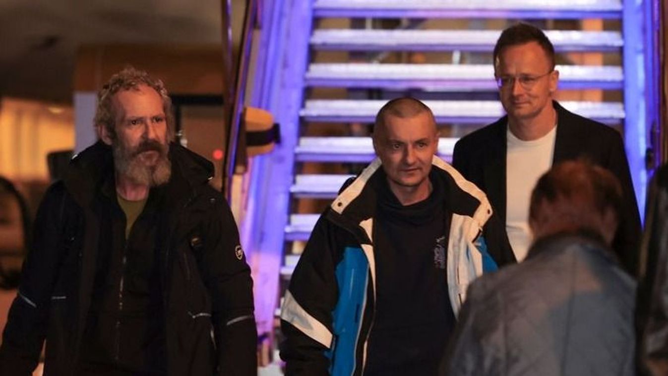 „Küldetés teljesítve” – Megérkezett a két kárpátaljai magyar hadifogoly