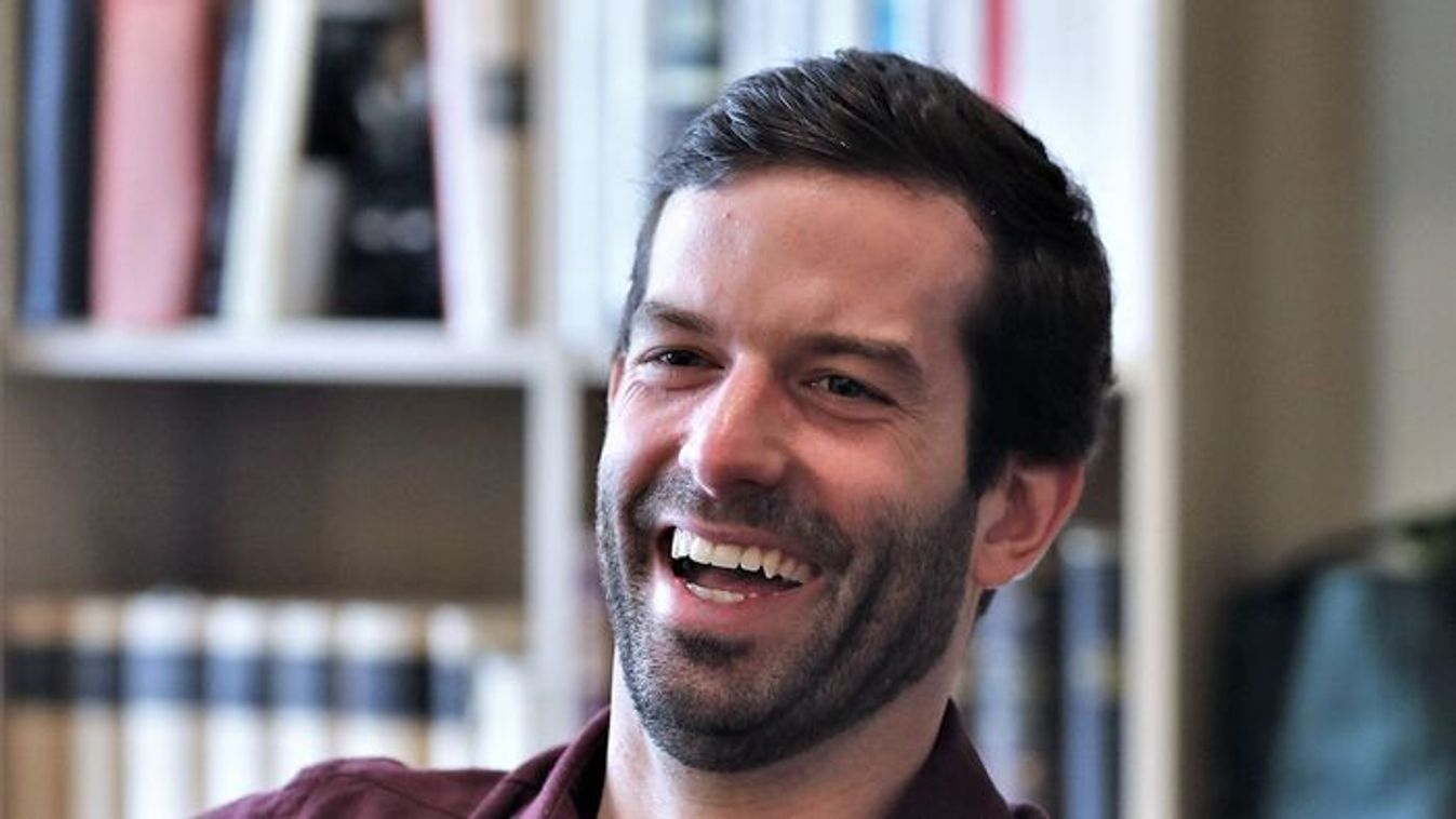 Botrányos: a jogerősen elítélt egykori Momentum elnök NATO-beavatkozást sürget Magyarországon