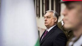 Orbán Viktor: Esnek ki a csontvázak Zelenszkij szekrényéből +videó