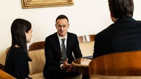 Szijjártó Péter: Brüsszel és Kijev kormányváltást akar a hazánkban