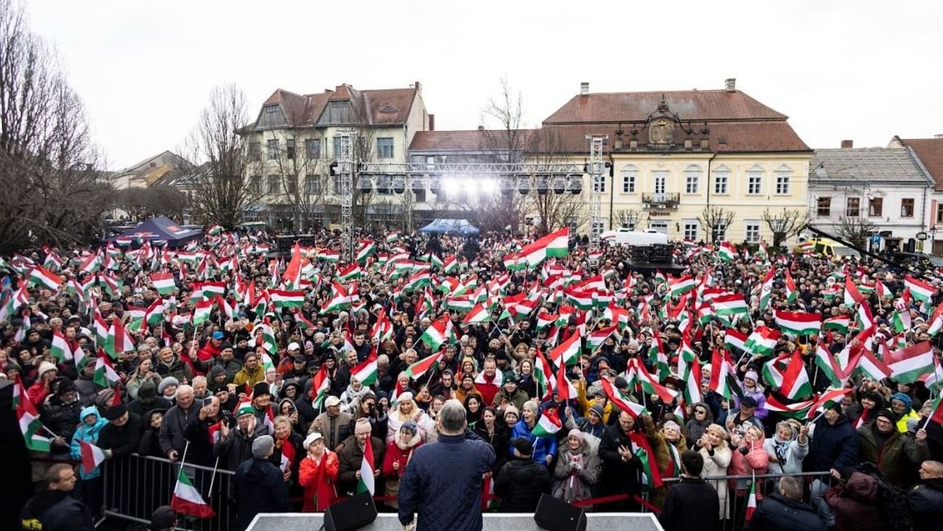 Pécelen folytatódik Orbán Viktor országjárása +élő videó