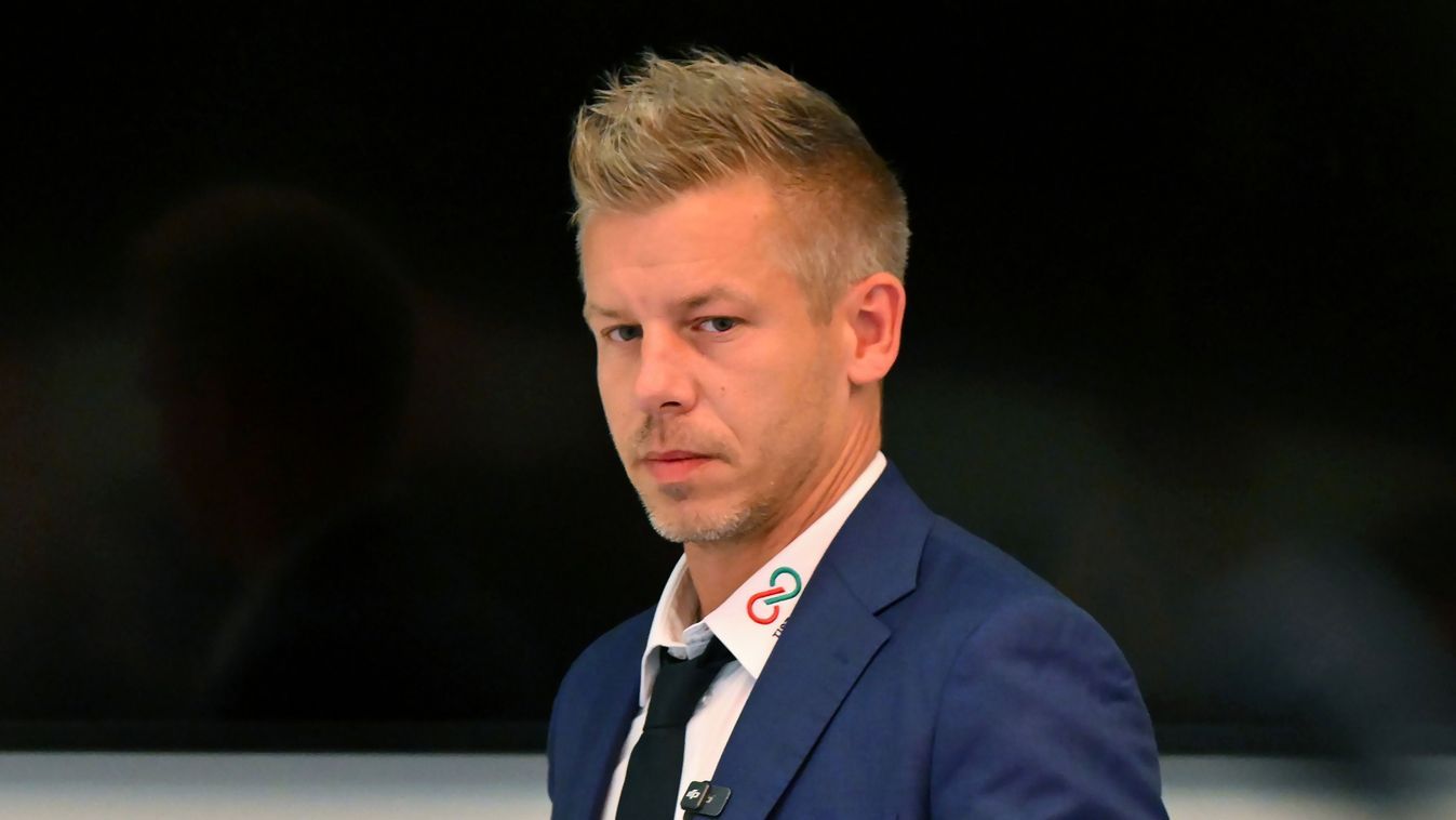 Nekiment Magyar Péternek egy baloldali képviselő a kazincbarcikai választás után
