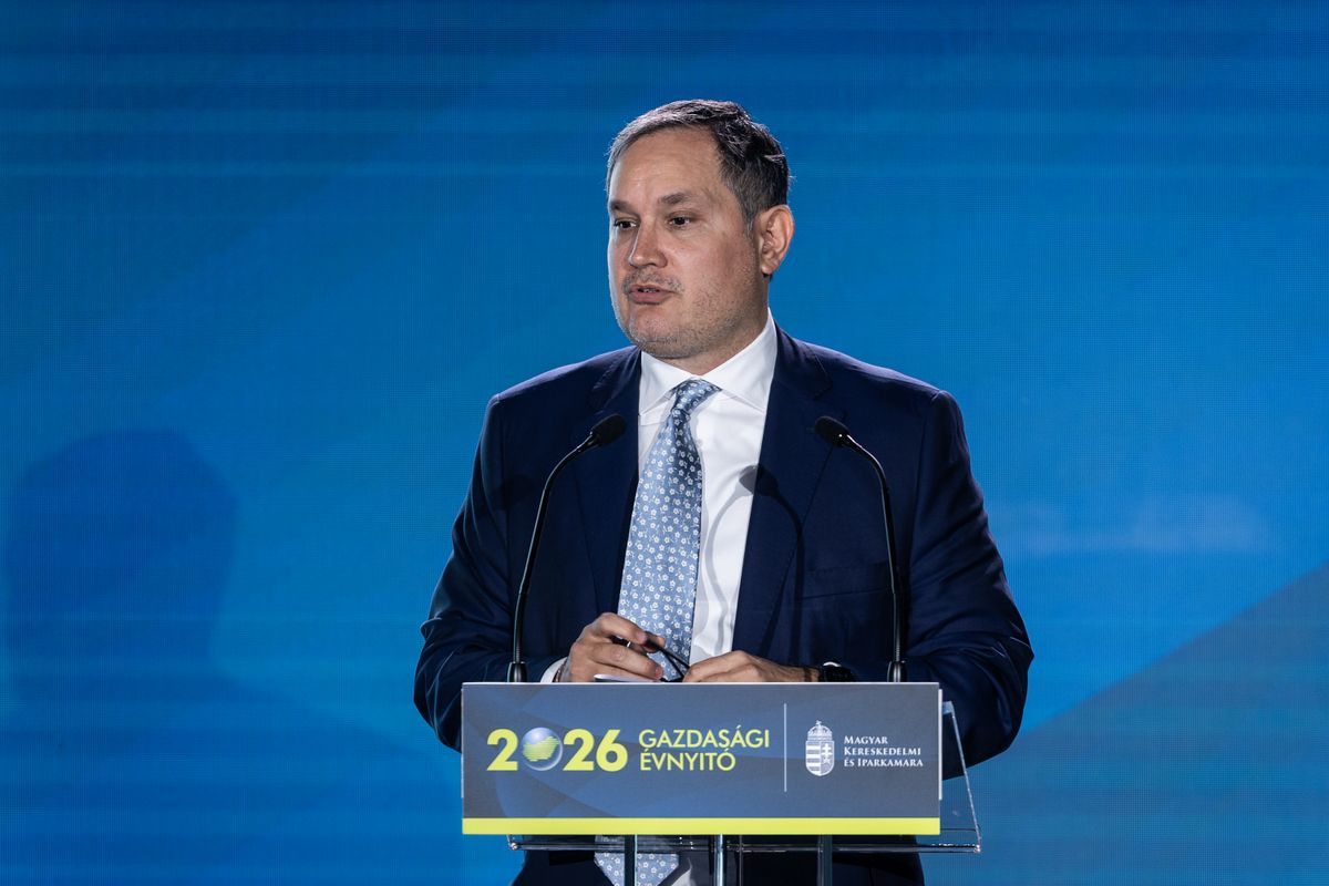 A kormány csökkenti az üzemanyag adóját és tilalmat vezet be az exportra