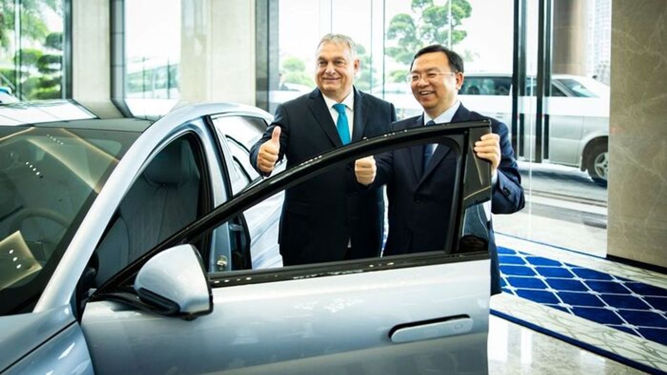 Orbán Viktor szerint a szegediek megfogták az Isten lábát