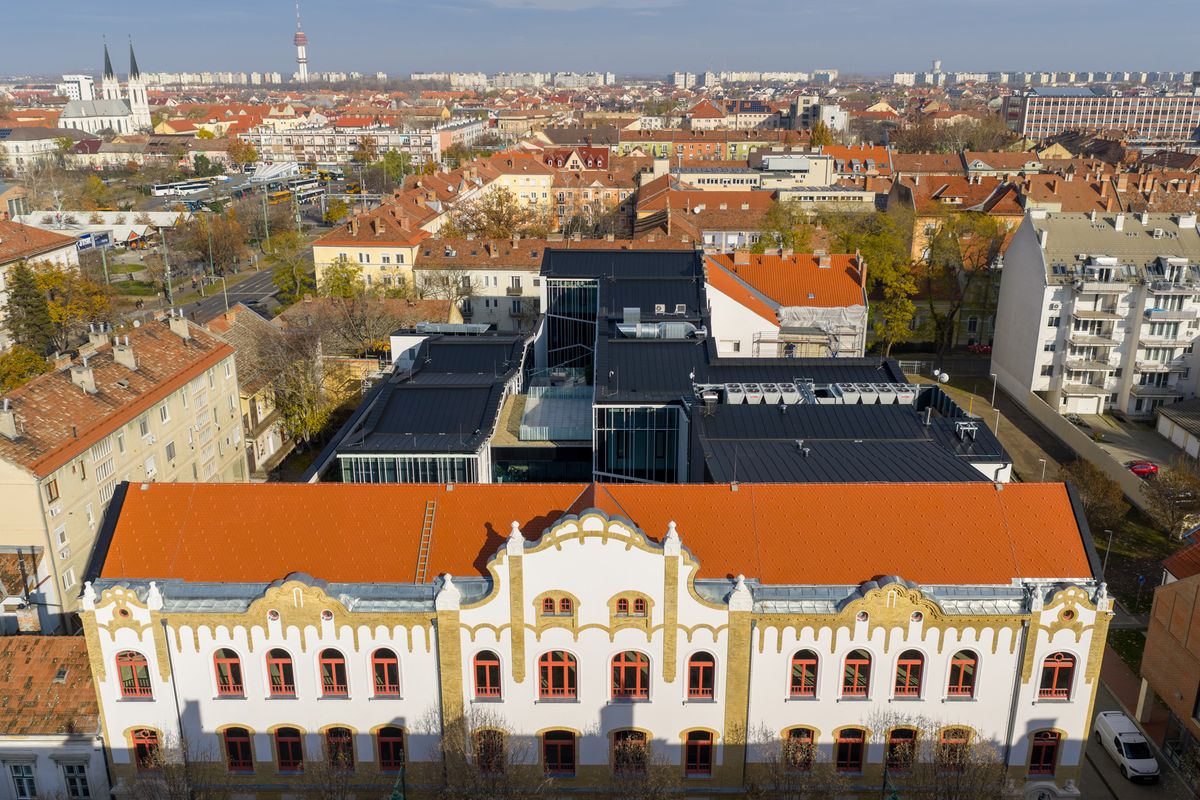 Rangos díjat nyert a szegedi TILIA irodaház