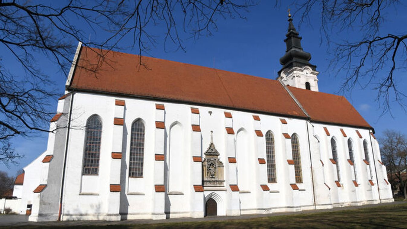 Különlegességek Szeged-Alsóváros ferences épületegyüttesébe