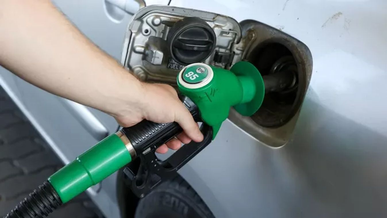 A háború miatt ismét drágul a benzin és a gázolaj a magyar kutakon