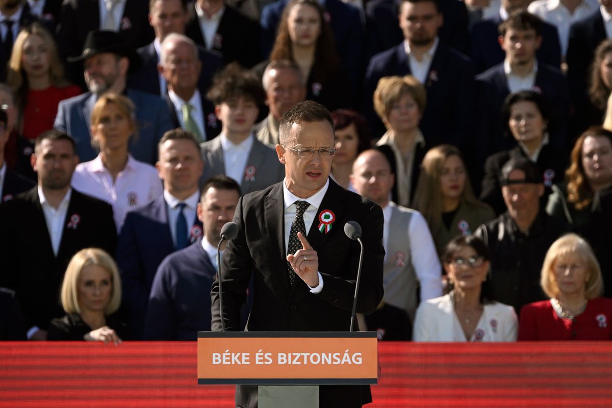 Szijjártó Péter: Az egységben erő lakik. (Fotó: Koszticsák Szilárd/MTI)