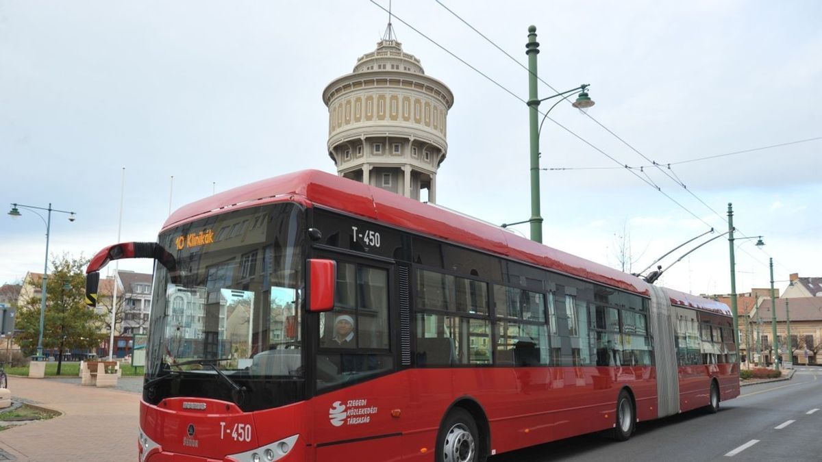 Április elején többféle menetrend lép életbe Szegeden