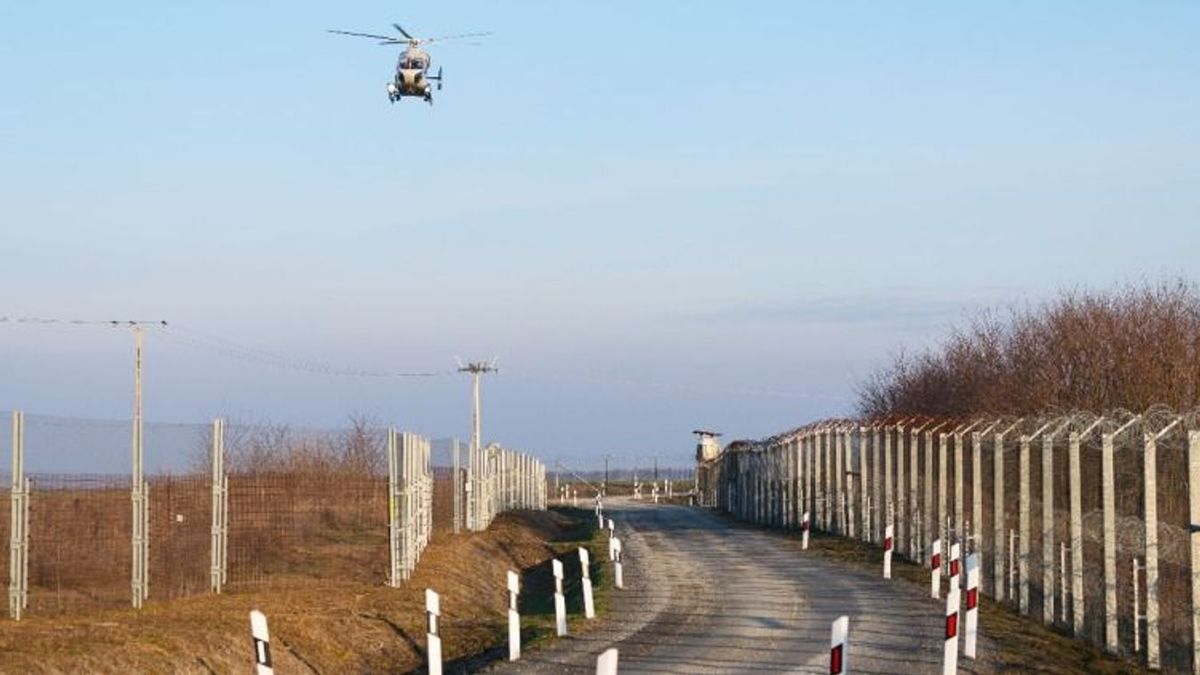 A migrációs nyomás elleni védelem legfontosabb bástyája a déli határkerítés tíz éve védi az országot 