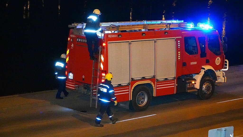 Autó gurult a Tiszába Szegeden, a baleset során személyi sérülés nem történt