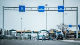 Elszabadultak az üzemanyagárak a szomszédban: nőhet a forgalom Szegednél