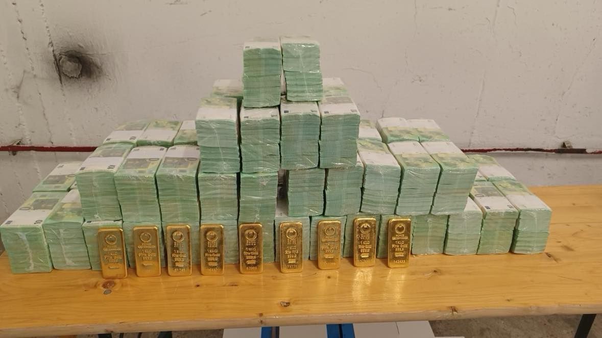 Súlyos állítások jelentek meg a Tisza Párt finanszírozásával kapcsolatban