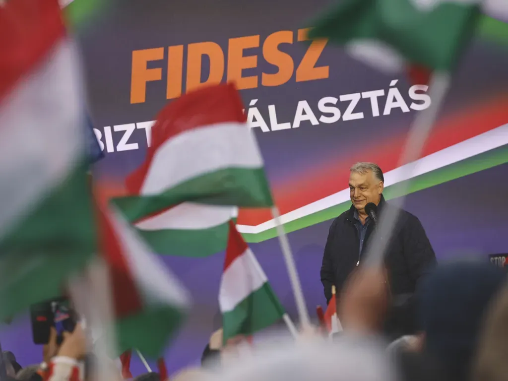 Orbán Viktor szerint a választás tétje a magyar családok jövője és biztonsága