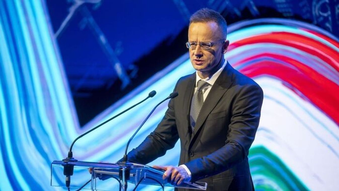 Szijjártó Péter: Bebizonyították, hogy ugyanazt mondom nyilvánosan, mint telefonon