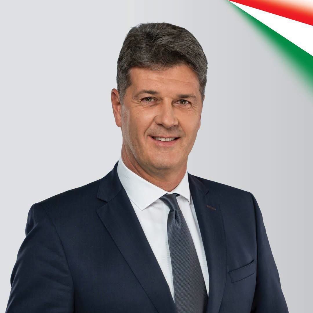 Mihálffy Béla gratulált a Tisza Párt győztesének és elköszönt a választóktól. Fotó: Facebook