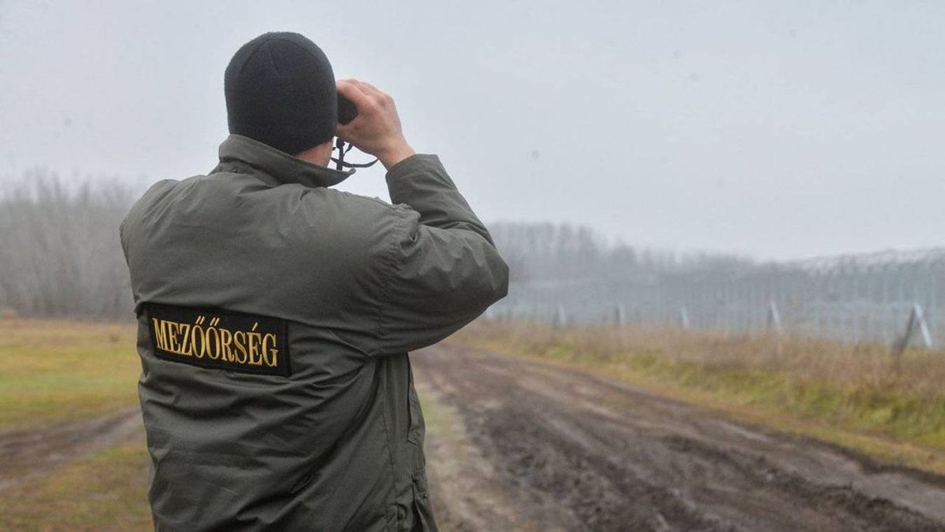 Újra erősödik a migrációs nyomás a határon, folyamatos a védekezés a déli határnál