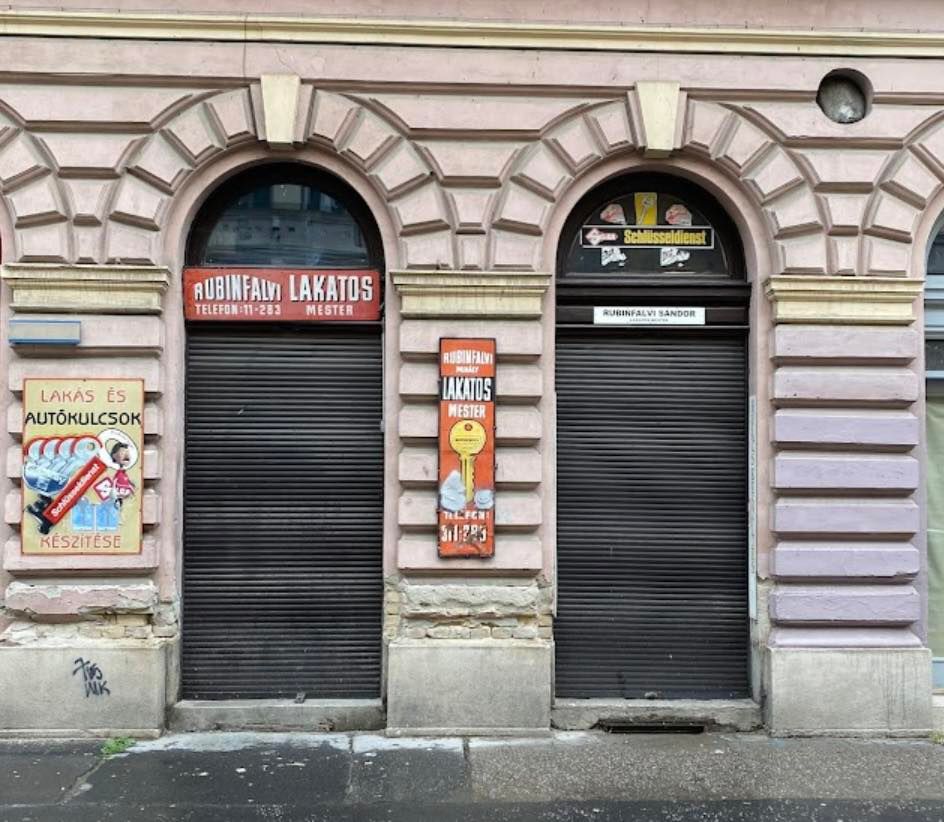 Hatvanöt év után végleg bezár a híres szegedi Rubinfalvi Lakatos műhely. Fotó: Facebook