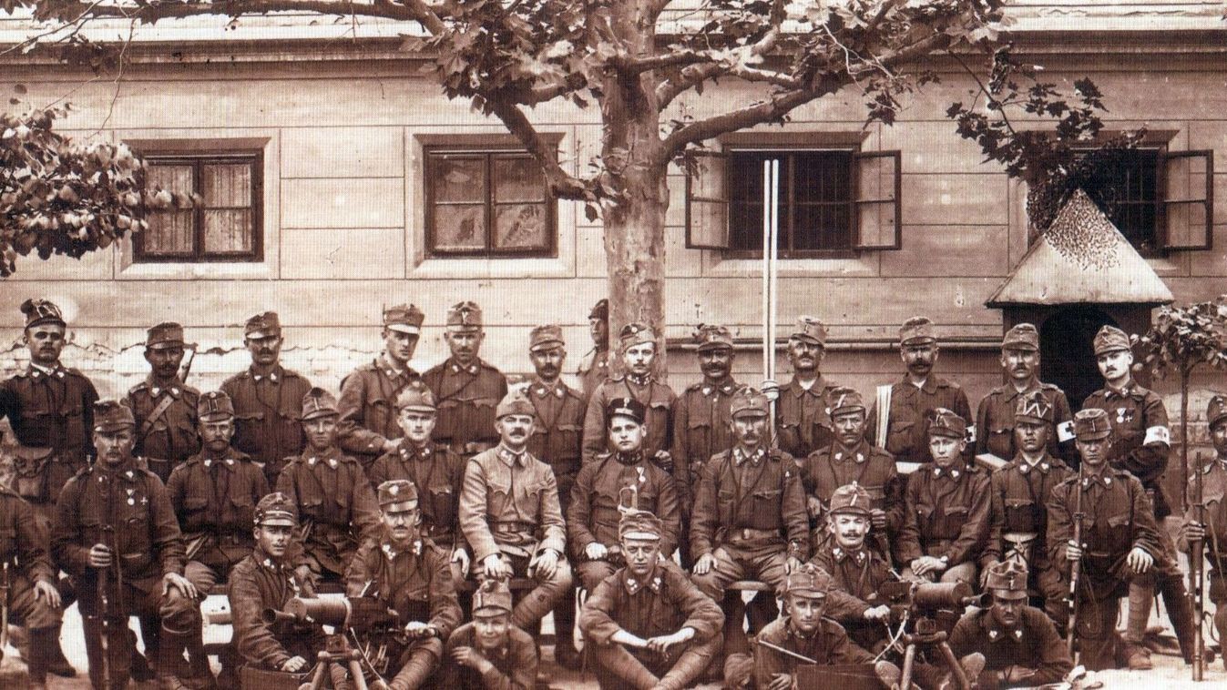 100 éve Szeged: egy eltűnt huszár története, aki mégis visszatért