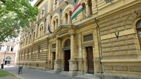 Bombafenyegetés Szegeden: Hétfő délelőtt kiürítették a törvényszék épületét