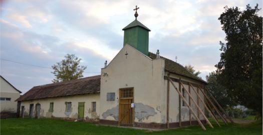 A Kármelhegyi Boldogasszony-kápolna ma is őrzi a tápéi szent ember, Fütyü Pista emlékét. Fotó: szegedi.ertekek.hu