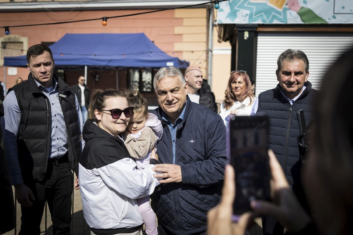 A fiatal szavazók is a biztos választást látják Orbán Viktorban