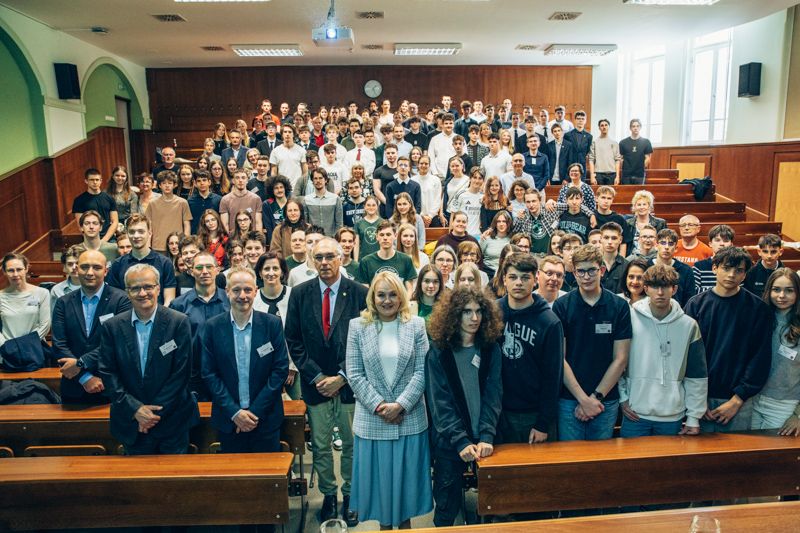 Szegedi diákok nyerték a jubileumi földrajzversenyt
