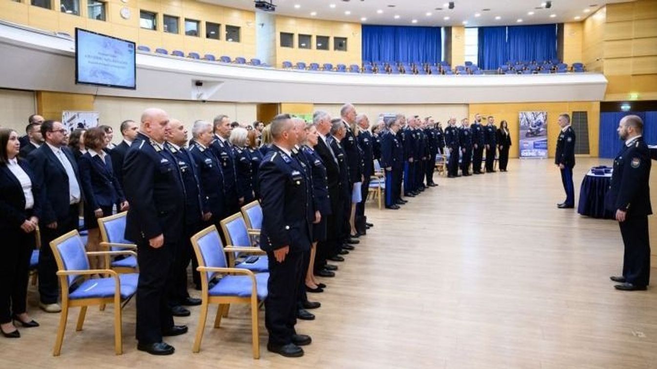 Rendőrségi ünnepnap: szünetel az ügyintézés Szegeden is pénteken +videó