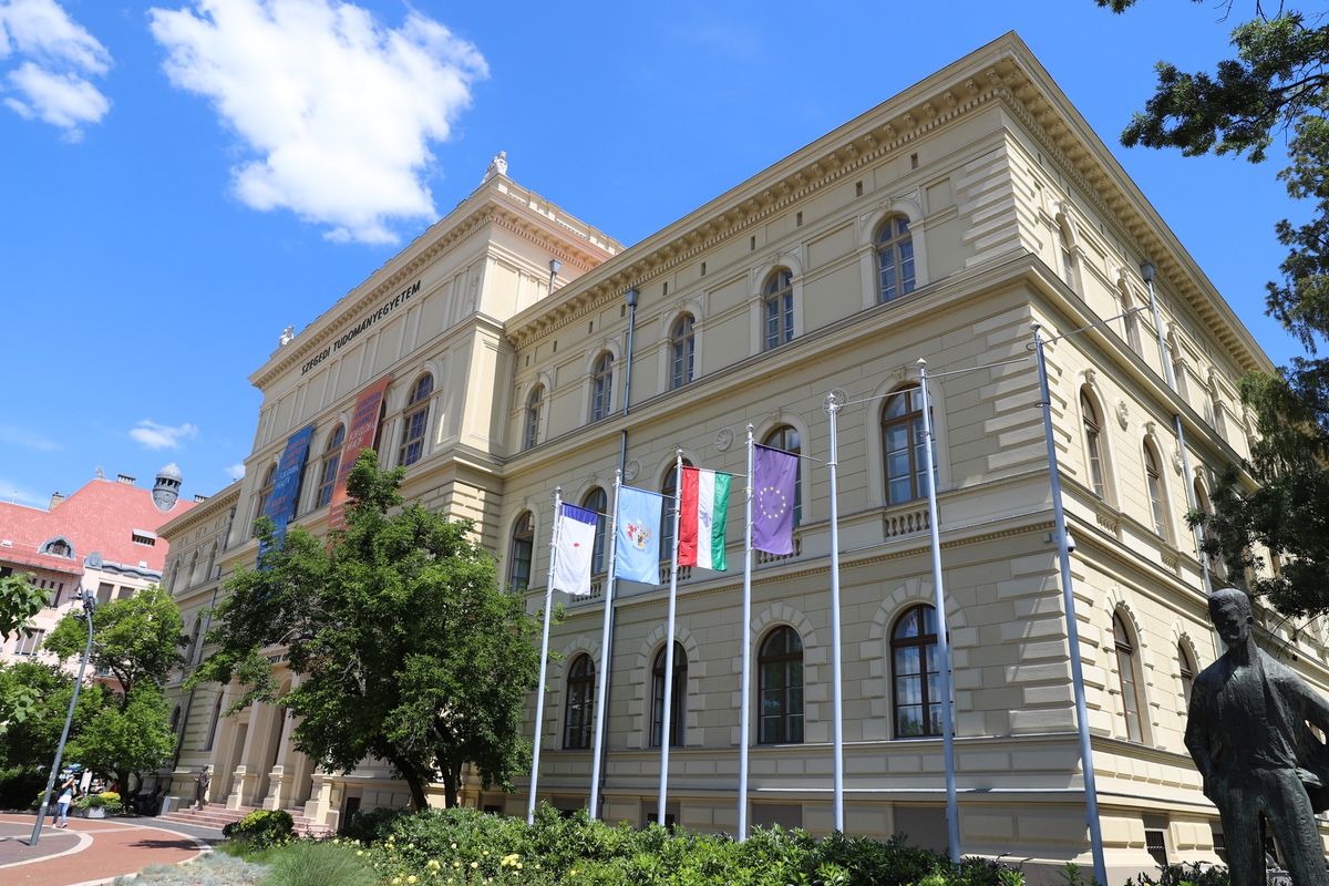 Szeged sportélete is profitál az SZTE új beruházásából