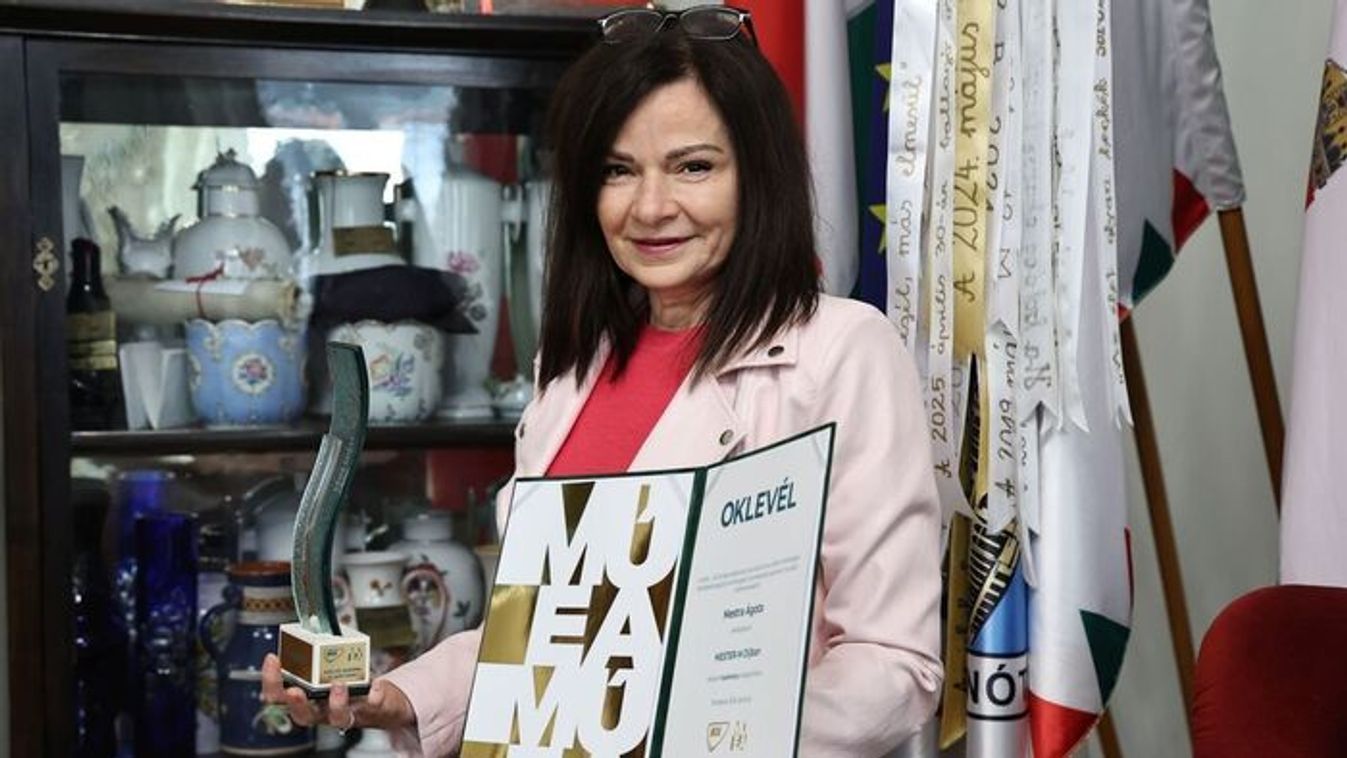Újabb szegedi siker: elismerték a Radnóti gimnázium tanárát