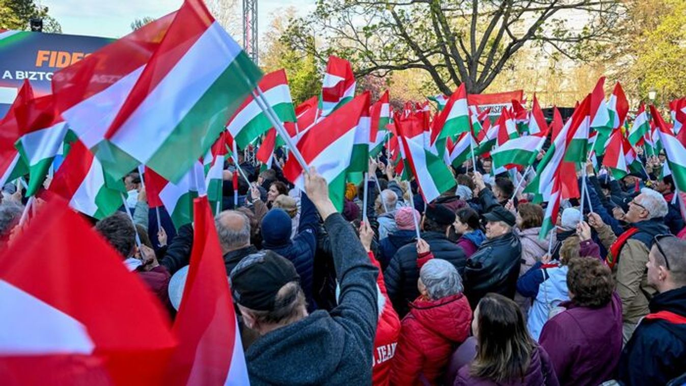 XXI. Század Intézet: Stabil a Fidesz előnye, négy párt juthat a Parlamentbe