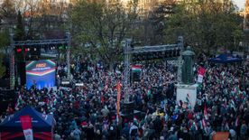 Orbán Viktor: csak nemzeti kormány védheti meg a családokat +videó