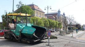 Ennyit változott egy hónap alatt az Indóház tér +fotók +videó