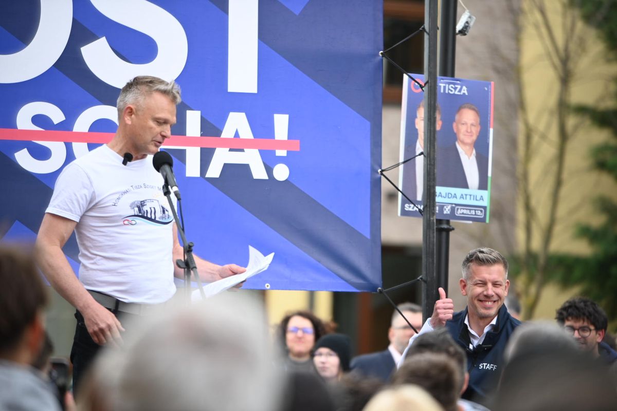 Gulyás Gergely szerint Gajda Attila vagy cáfolja a vádakat, vagy takarodnia kell! Fotó: Husz Szabolcs Lorant. 