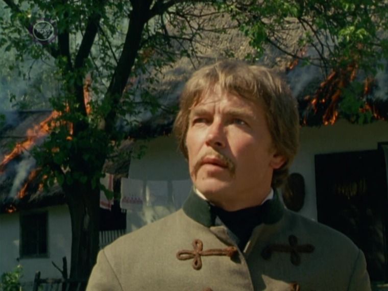 A falu jegyzője című klasszikus magyar film hűen mutatja be a reformkori vármegyei korrupciót és a hatalmi visszaélések természetét. Forrás: Médiaklikk