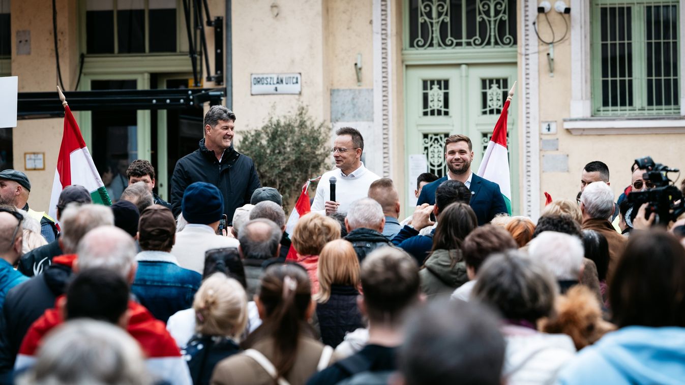 Szijjártó Pétert százak várták Szegeden, a külügyminiszter itt is leszögezte: a Fidesz a biztos választás