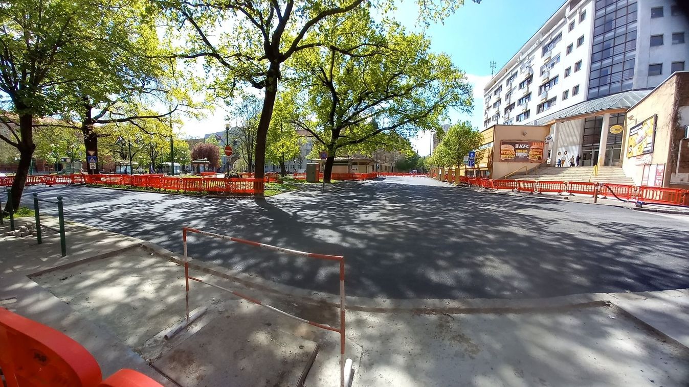 Véget ért a felújítás, helyreállt a forgalmi rend Szeged belvárosában