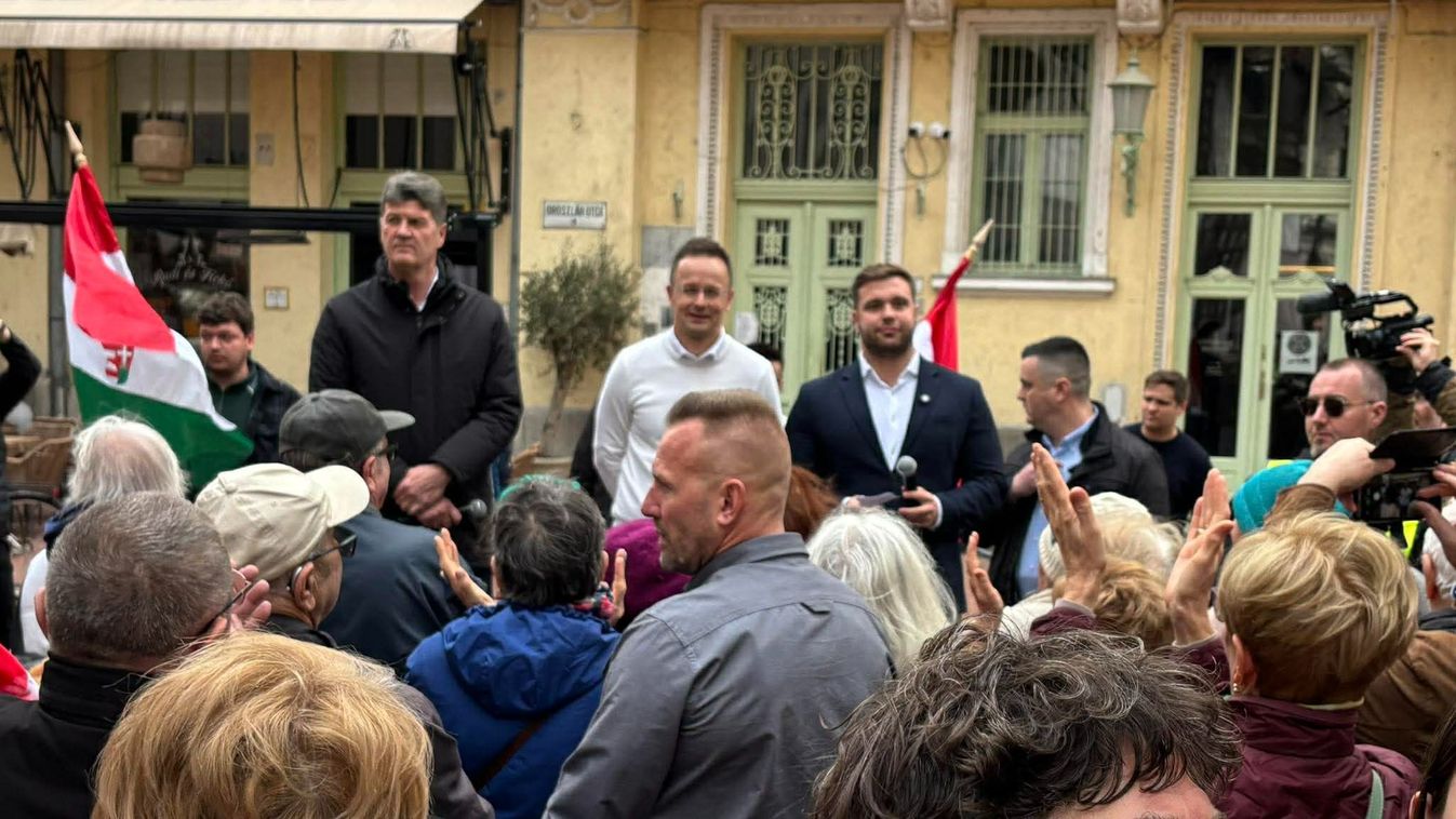Szegeden tartott utcafórumot Szijjártó Péter +videó
