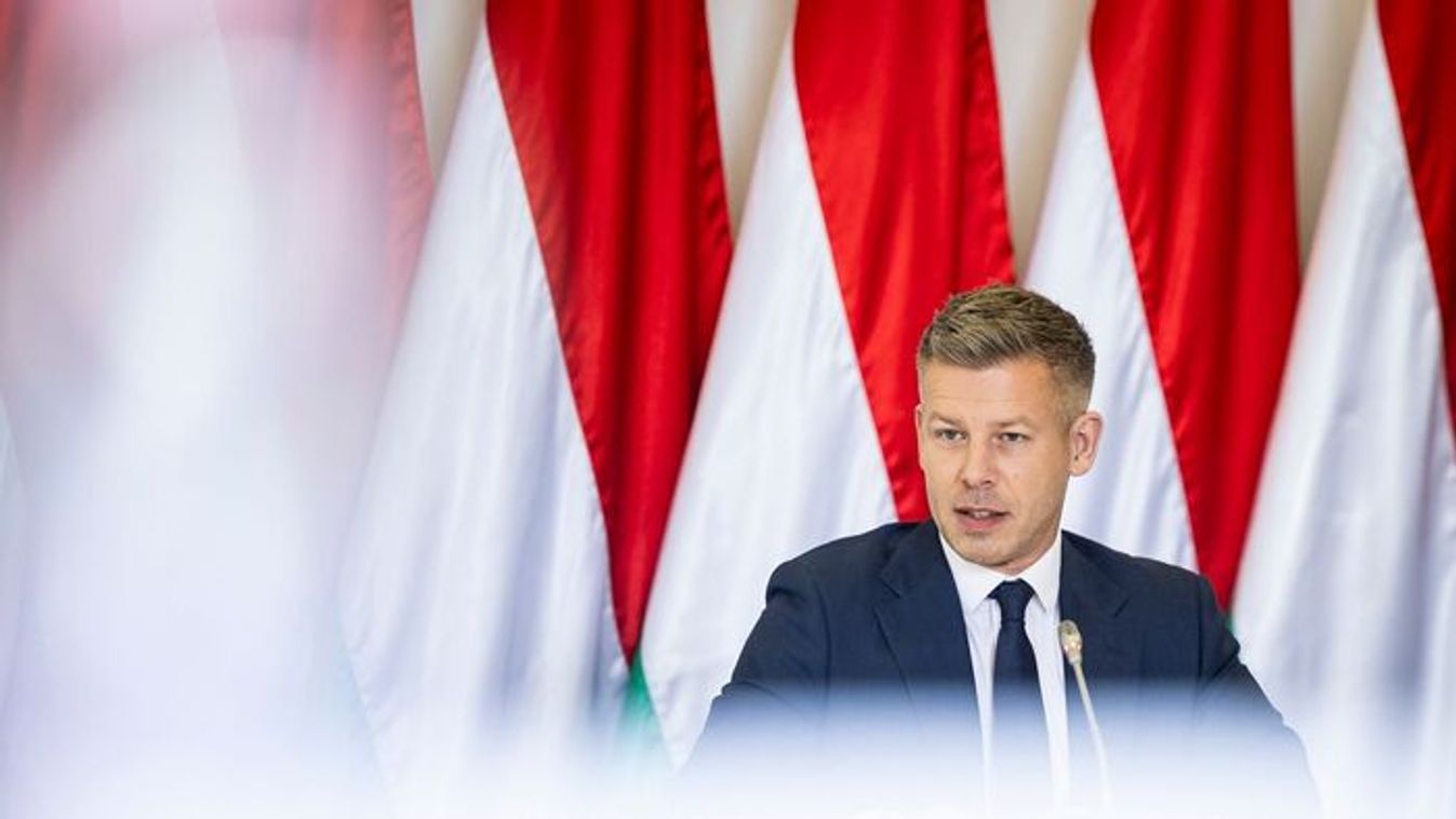 Magyar Péter megnevezte nemzetbiztonsági főtanácsadóját, a leköszönő minisztereket megfenyegette