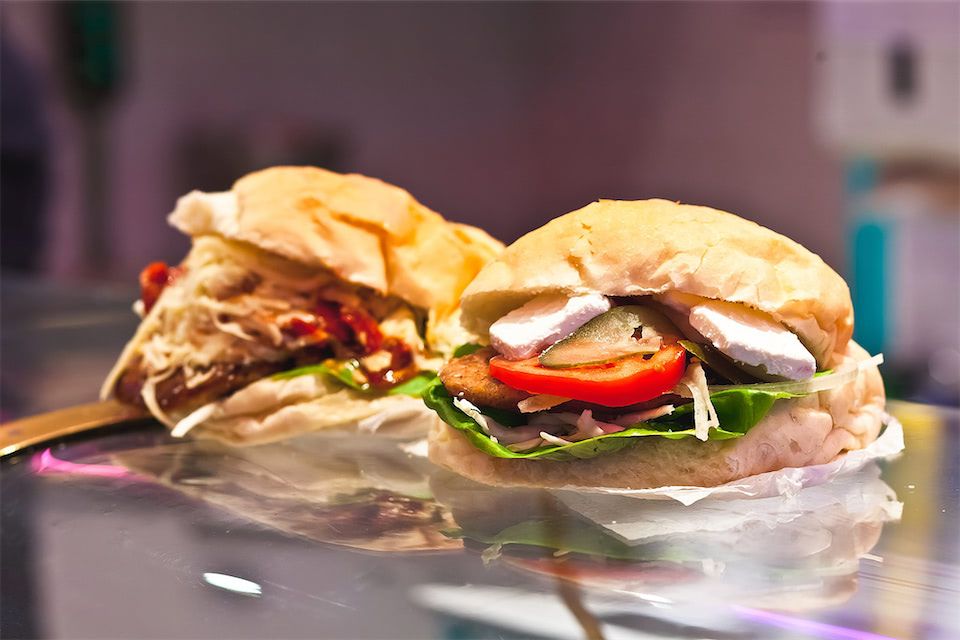 A hamburger minősége évek óta változatlan, soka még vidékről is visszajárnak a hamburgerezőbe