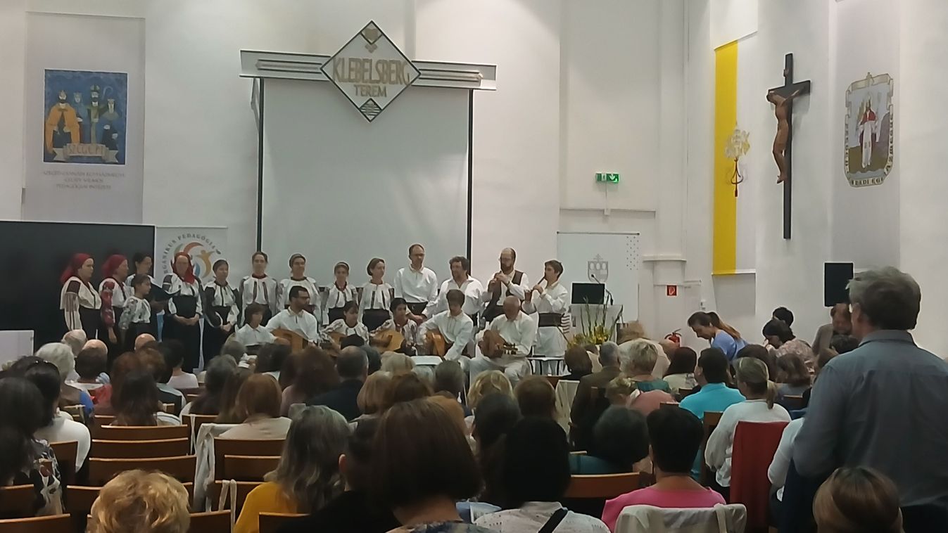 Kösd a szekered egy csillaghoz – az organikus pedagógiáról Szegeden