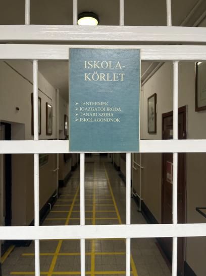 Szegeden a börtön falai között is elkezdődött az érettségi időszak