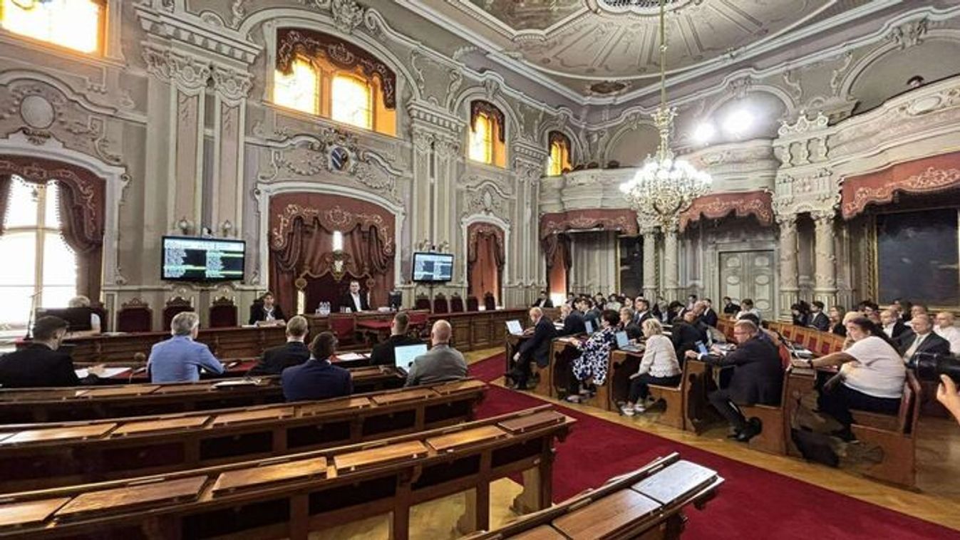Több mindenről döntött a szegedi közgyűlés, zöld utat kapott a Bika-tó rehabilitációja