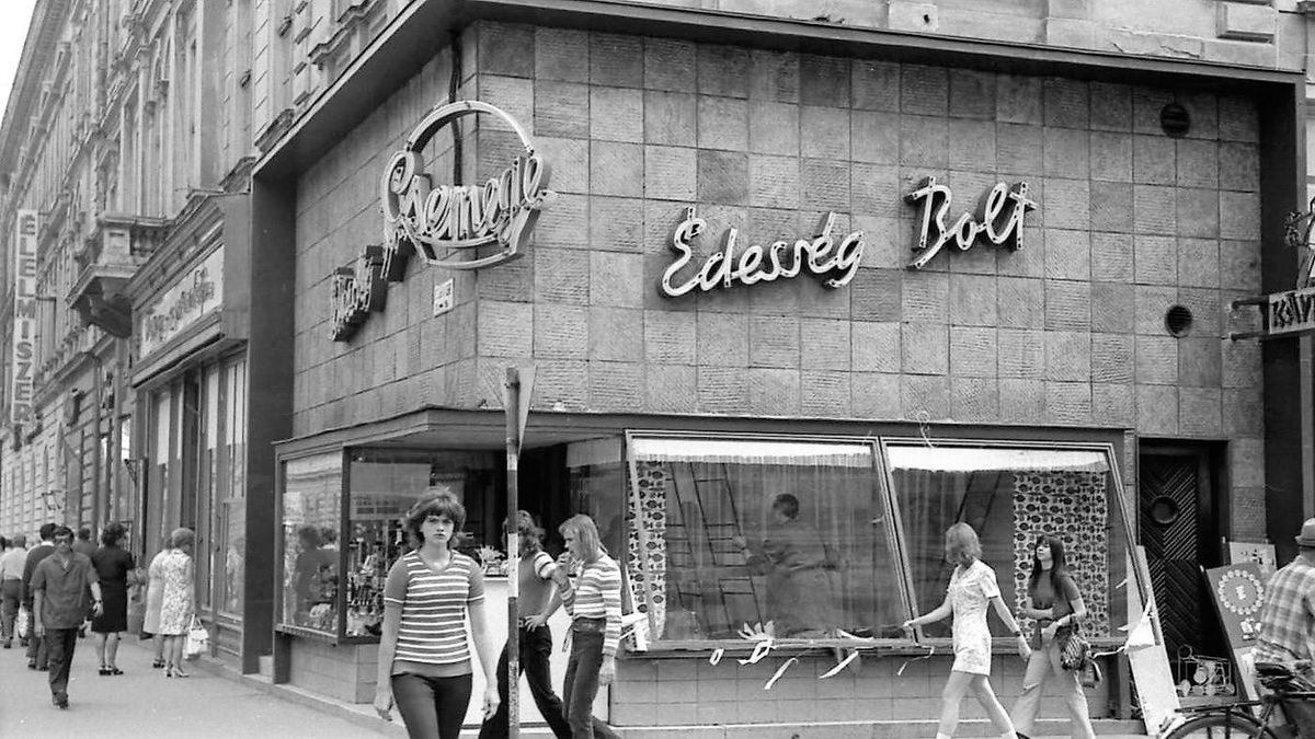 A Csemege édességbolt a Stühmer helyén. Fotó: archív felvétel