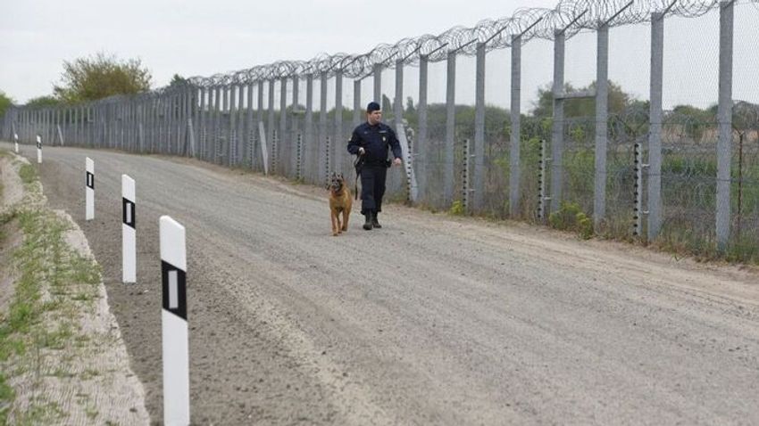 Déli határzár és uniós paktum: Súlyos döntés előtt áll az új magyar kormány