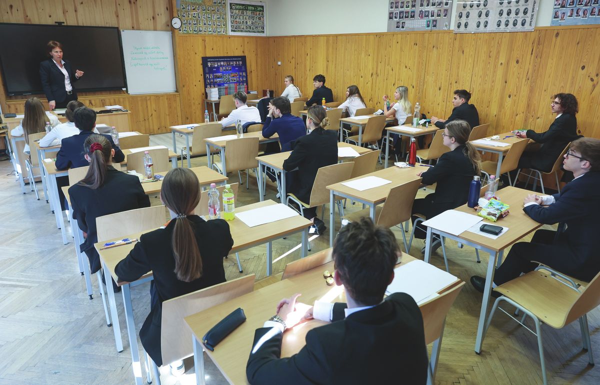 A diákok jövőjét formálja a most zajló érettségi. Fotó: Délmagyar / Karnok Csaba