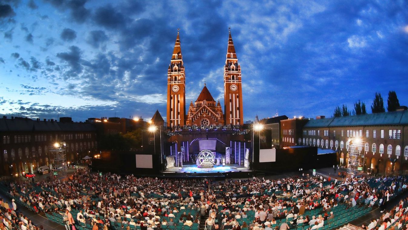 Sztárszereposztással érkezik a Wicked musical Szegedre +videó