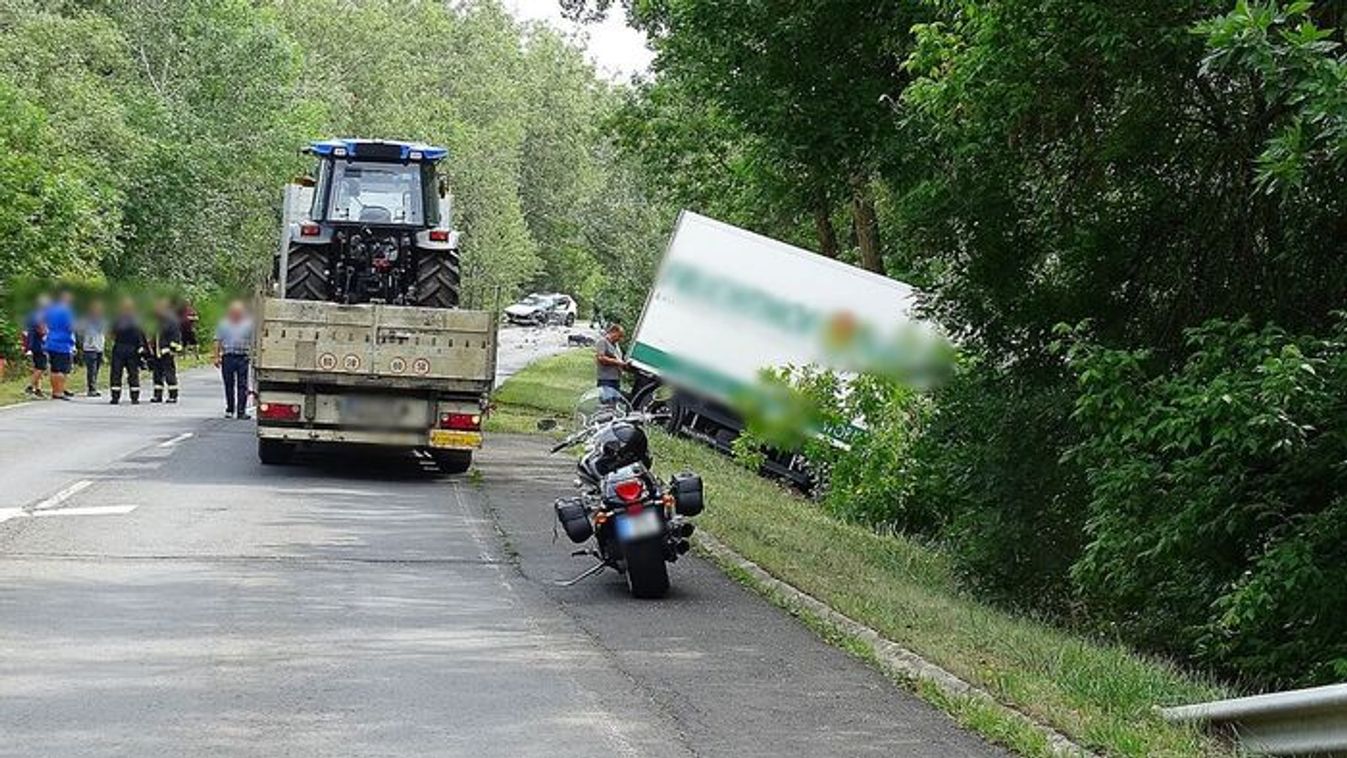 Teljes útzár a szentesi főúton: sokkoló tömegbaleset bénította meg a közlekedést