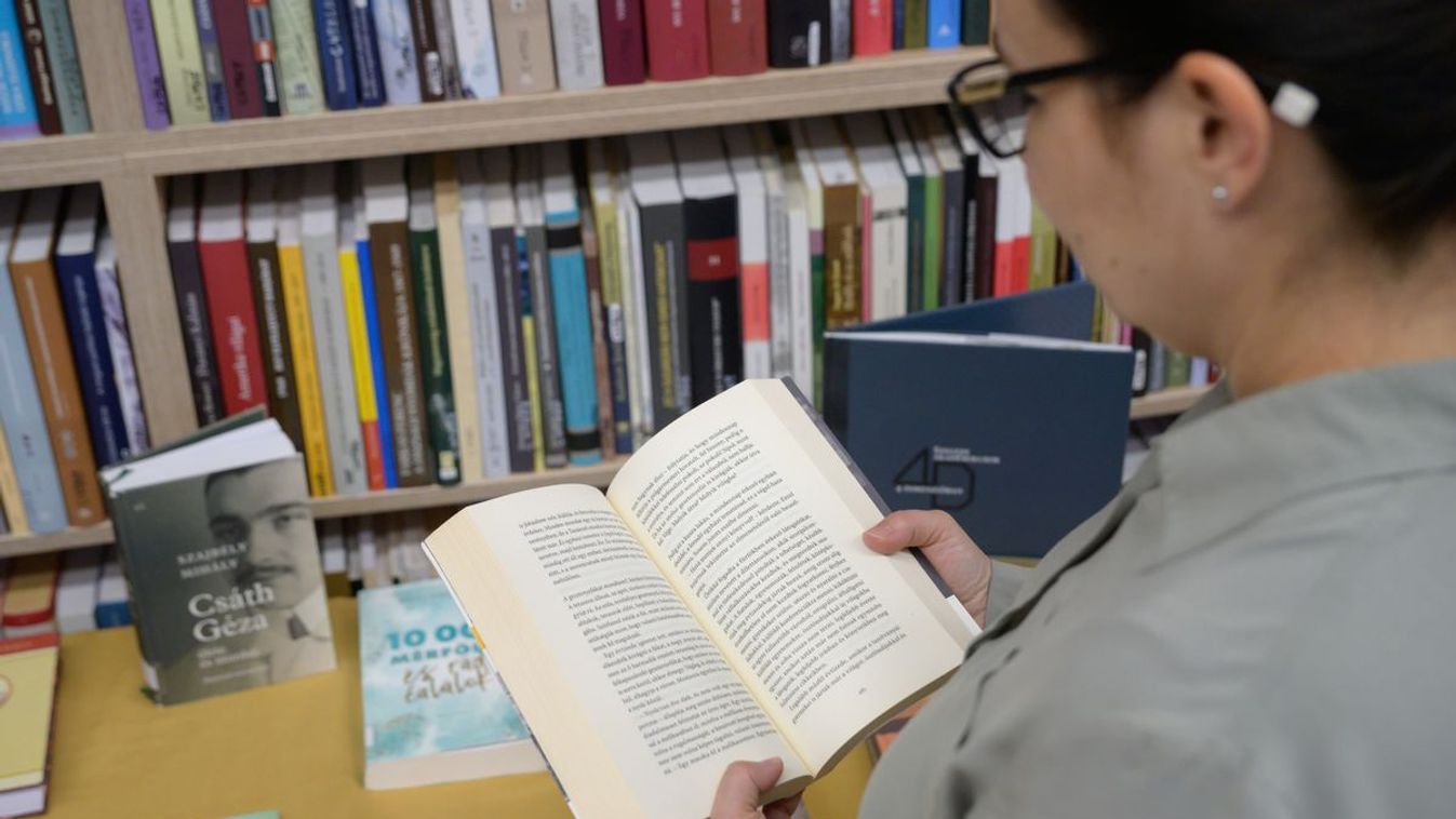 Több mint száz programmal indul a könyvek ünnepe Szegeden
